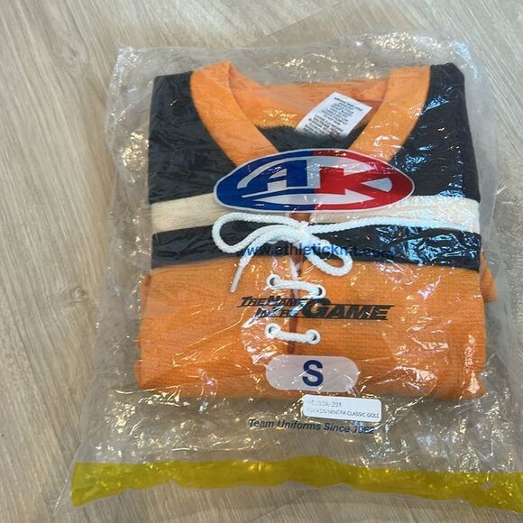 NEW AK Hockey Jersey, Boston Bruins Winter Classic Pattern - Picture 2 of 4